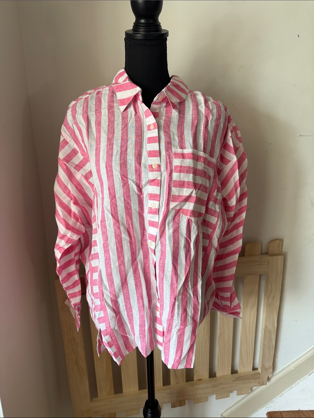 Vineyard Vines Pink and White Woven Striped Button-Down Shirt size 14